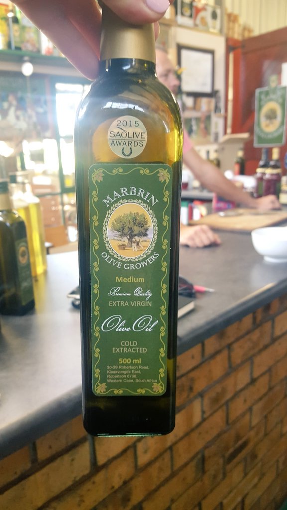 RobertsonWineV's tweet photo. Amazing results for #AbsaTop5 @MarbrinFarm #oliveawards #countrycharm #tastethelifestyle https://t.co/56dqg5dEzg