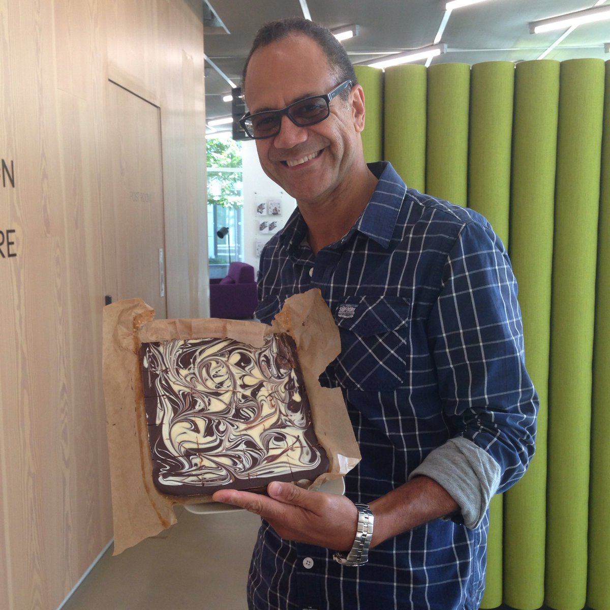 WSLightBulb's tweet photo. @macmillancoffee Millionaire Shortbread #RT2WIN https://t.co/RpZ2t1pT1k