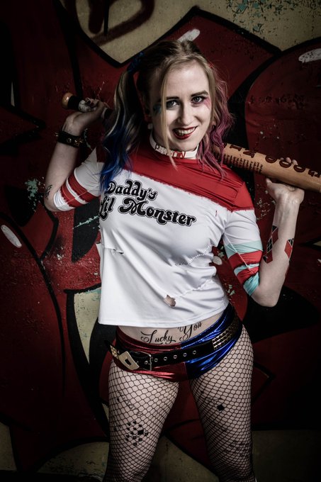 Due to demand, some snaps from my Harley Quinn shoot! #HarleyQuinn #Cosplay @AllThatsCosplay @cosplay_hotties<a href="/tag/cosplay"class="tags"><span>#cosplay</span></a><a href="/tag/harleyquinn"class="tags"><span>#harleyquinn</span></a>