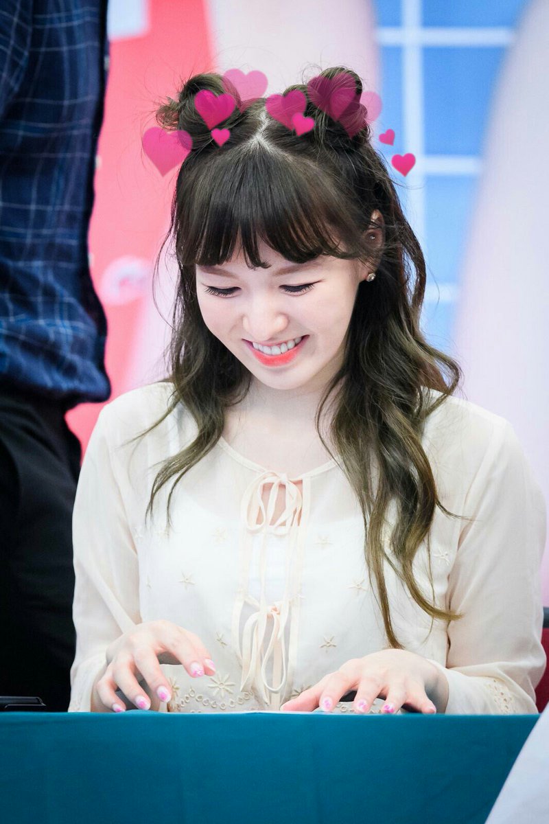ggswithearts's tweet photo. wendy ♡ red velvet (requested) https://t.co/dfruF5yNLV