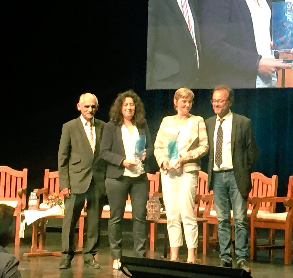 AFDS_Officiel's tweet photo. Nos 2 3e ex-æquo 👍🏻🏆#AFDS2016 @EHESP https://t.co/LXVDW10pEX