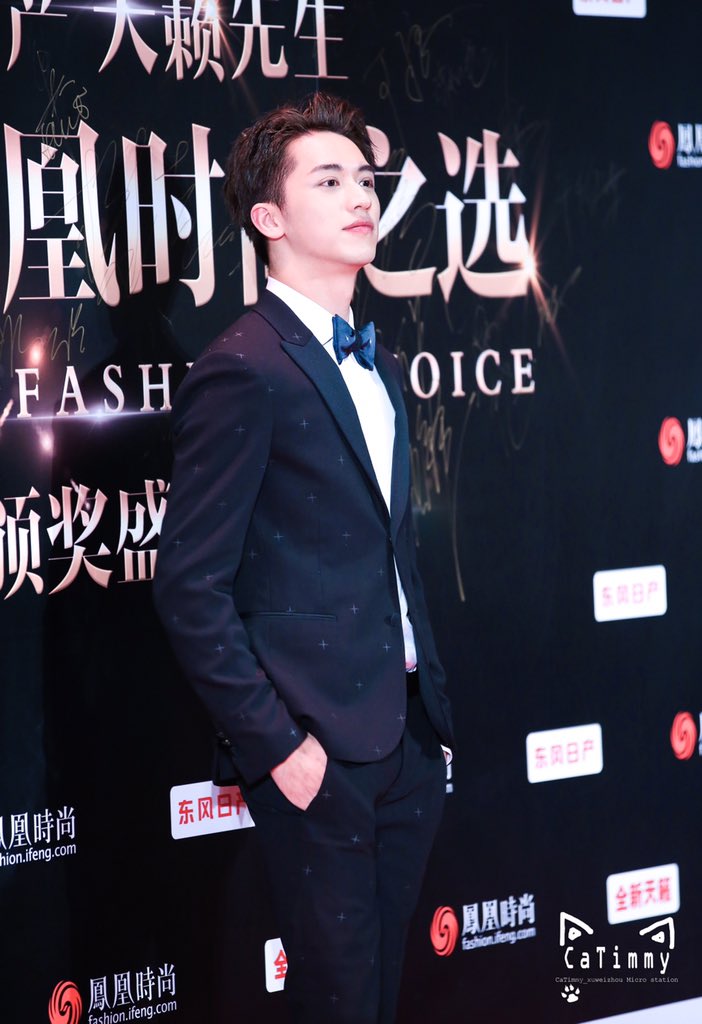 CaTimmy_MicroST's tweet photo. 160929 Ifeng Fashion Choice HD#许魏洲 #TimmyXu #weizhou #โจวโจว #주주 #허위주 #สวี่เว่ยโจว https://t.co/ei3VuKNh4V