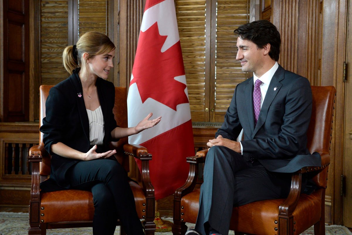 EmWatsonSpain's tweet photo. Fotos de Emma con Justin Trudeau, primer ministro de Canadá. https://t.co/Q4YLyvhqNA