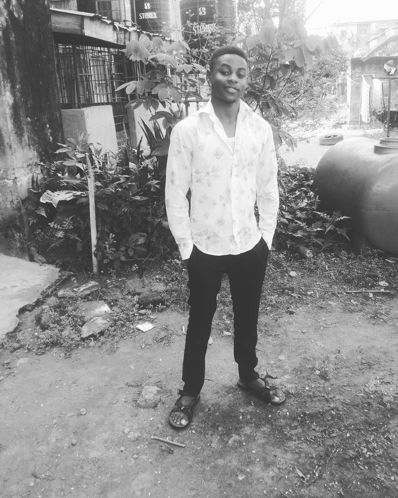tunexy_28338's tweet photo. When last did i upload here? #classicGee https://t.co/8wlsB7TawY
