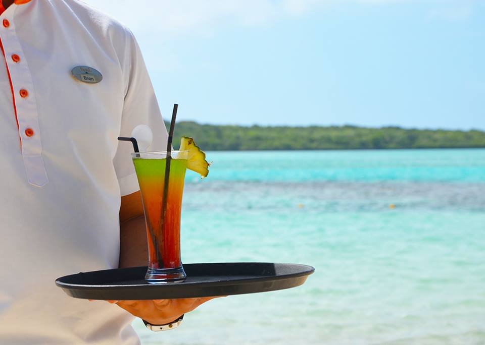 PreskilBeach's tweet photo. It tastes like holidays! #holidays #taste #cocktails #preskilbeachresort https://t.co/sFjevbbq6r
