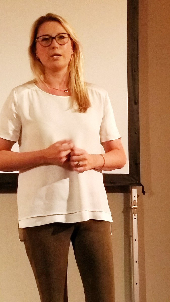 eklaus's tweet photo. Sehr emotionale & offene Eindrücke v. Lencke Steiner beim #ebizzTalk @HanseVentures #Danke #eCommerce #startup #Marketing #VC #MHFBerlin #bm https://t.co/V7SVHg7zlK