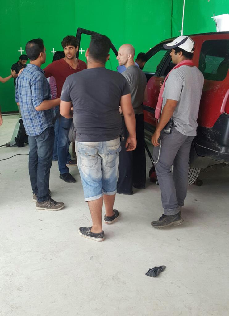 SinghhPrashant's tweet photo. For those who're asking, a sneak peek at the 'action man' @S1dharthM at work, doing his own stunts! #NotReloaded ππͺπ https://t.co/NLkcSszddn