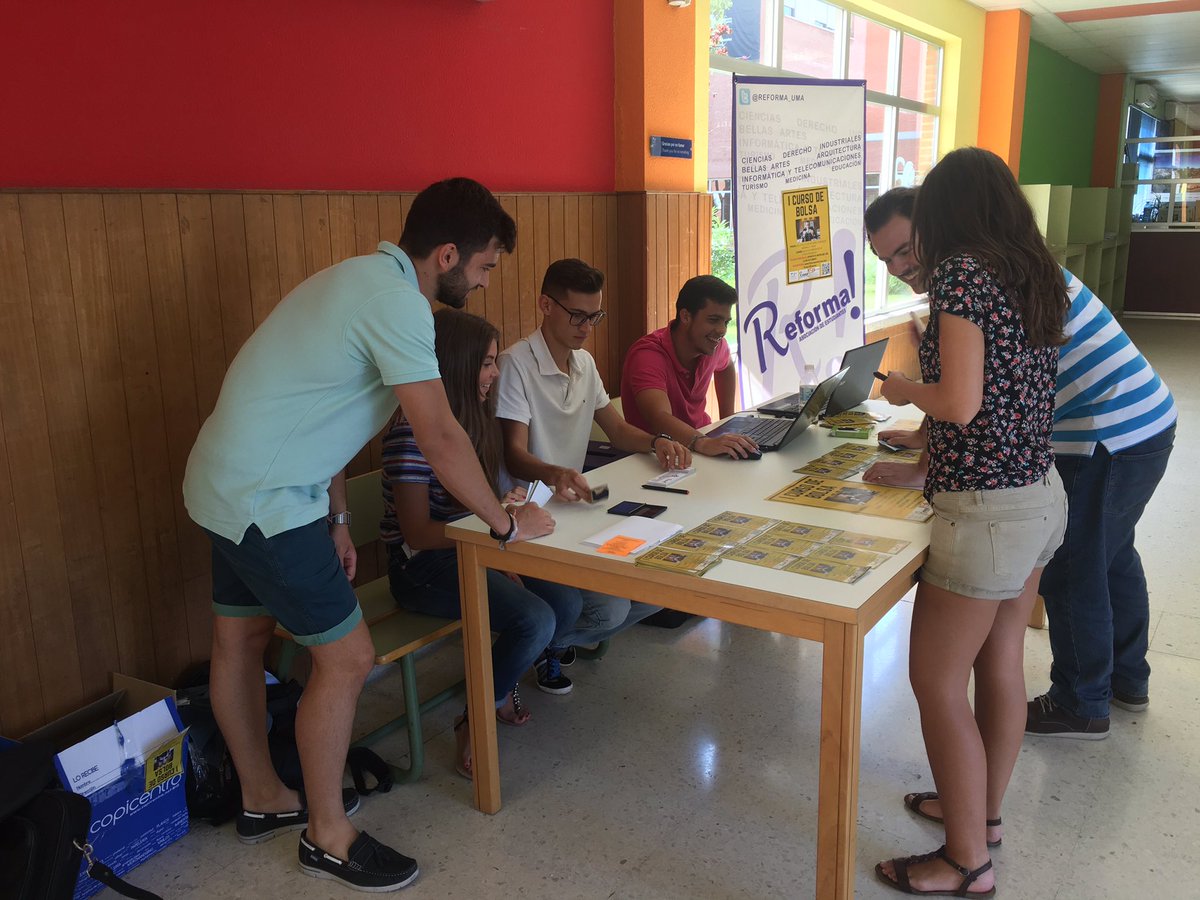 Siguen llegando alumnos para inscribirse en nuestro curso de bolsa. ANÍMATE, las plazas son limitadas!