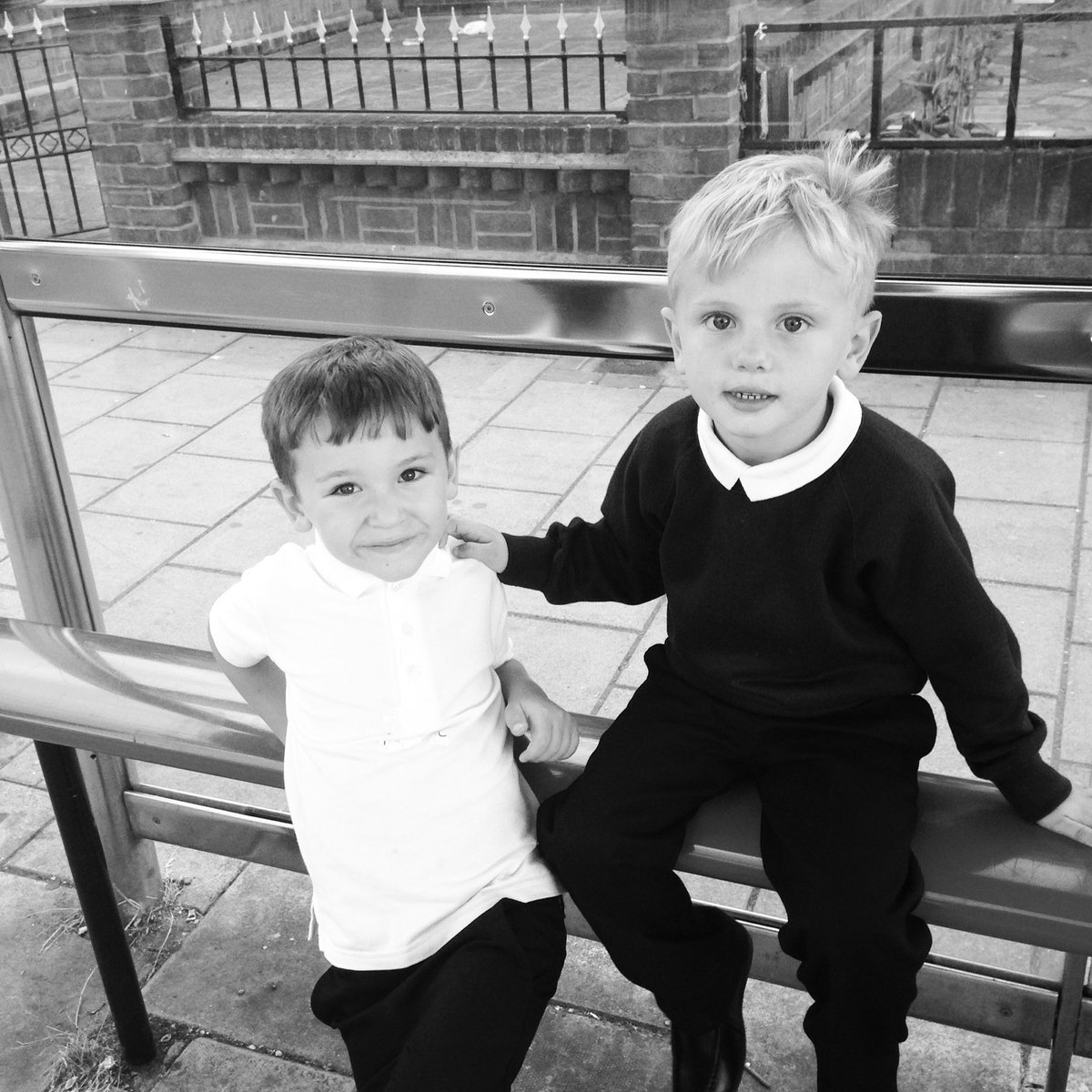 Michell92888807's tweet photo. My handsome boy with is bestie https://t.co/zNKheh7tZO