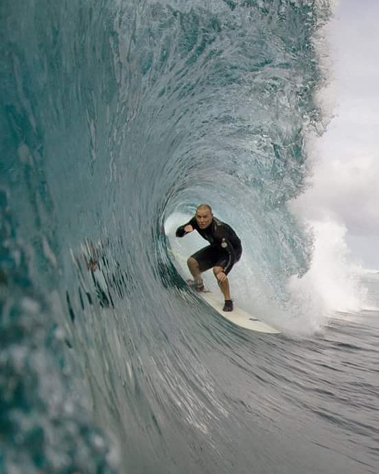 OceanArtwork's tweet photo. Wilko aka Grant Wilkinson slotted at Rags Right in the Mentawai islands
Epic waves epic trip
#oceanartwork #surfp… https://t.co/D9BY1E1tCd