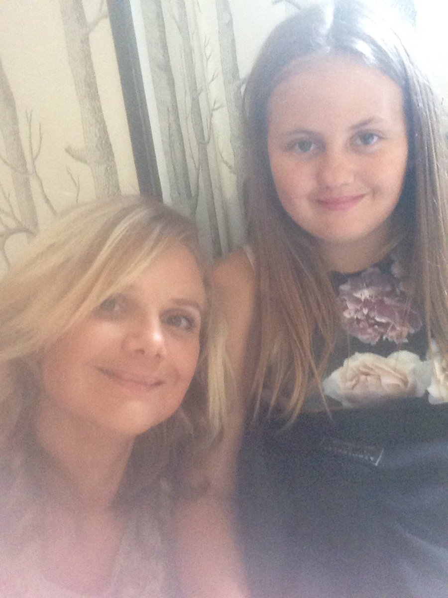 Michell92888807's tweet photo. Me with my youngest daughter 💞 https://t.co/QJeN5DLkmM
