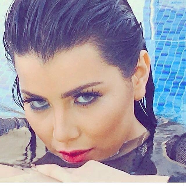 raphapotchi's tweet photo. ivote for #HananaElkhader the 100 most beautiful faces of 2016  #TBworld2016_HananeElKhader
@DTopbeautyworld 21 https://t.co/zR6cXinESO