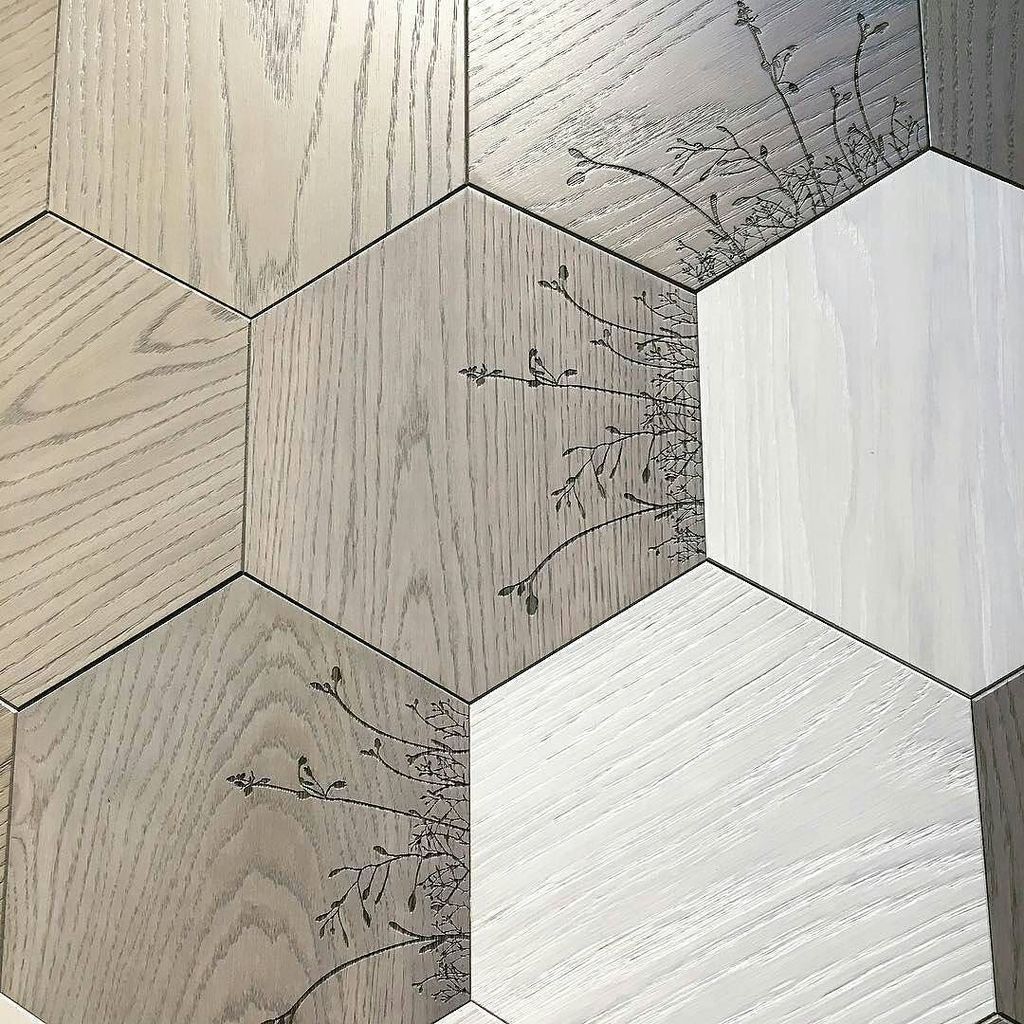 KitchAnn_Style's tweet photo. This may be my favorite tile from #cersaie2016. Bisazza's wood tiles collection, "Path Win… https://t.co/2bgE5GcIpf https://t.co/eO9w3gaw6H