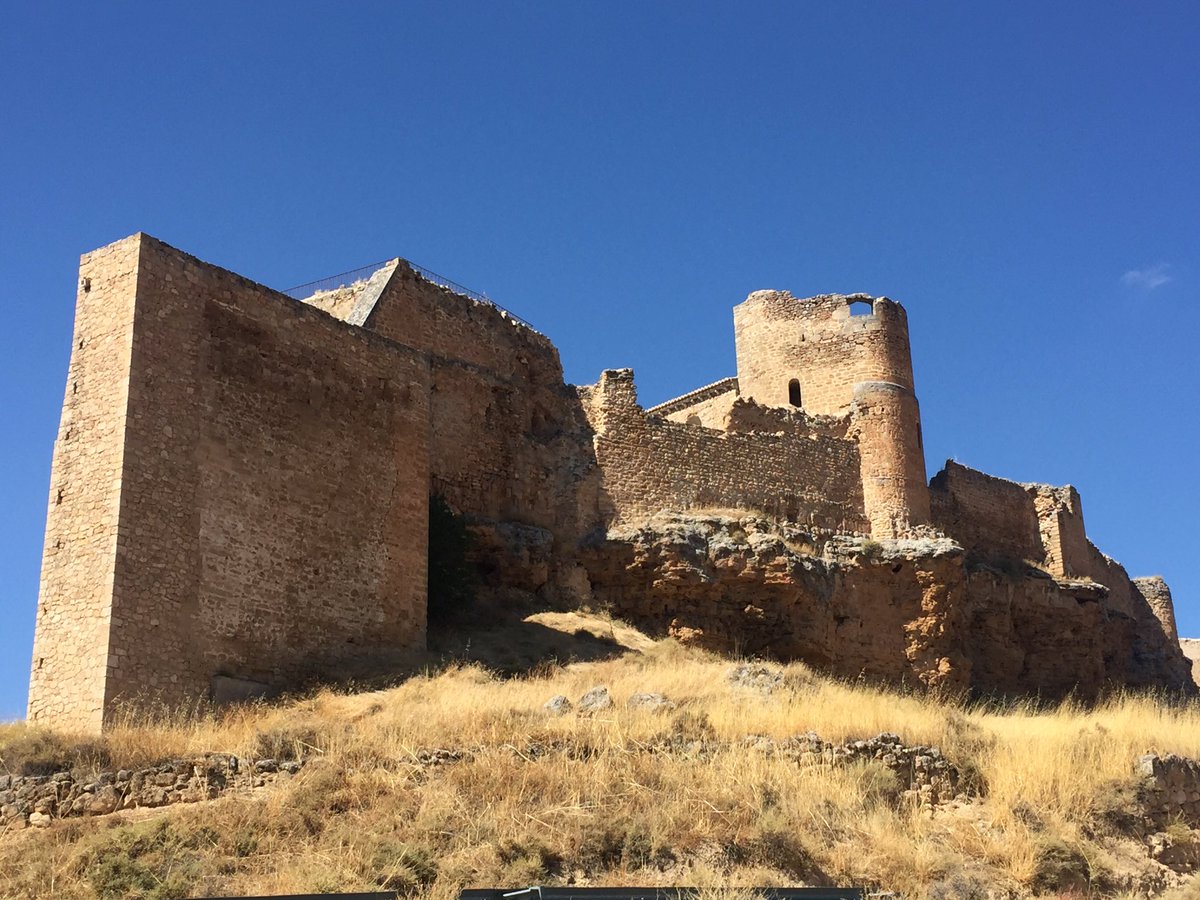 CEOEGuadalajara's tweet photo. #ViajeaLaAlcarria con medios de @dipuguadalajara @CEOEGuadalajara #Castillo de #ZoritadelosCanes @turismoengu #Cela #Guadalajara https://t.co/nZJxdS9XzY