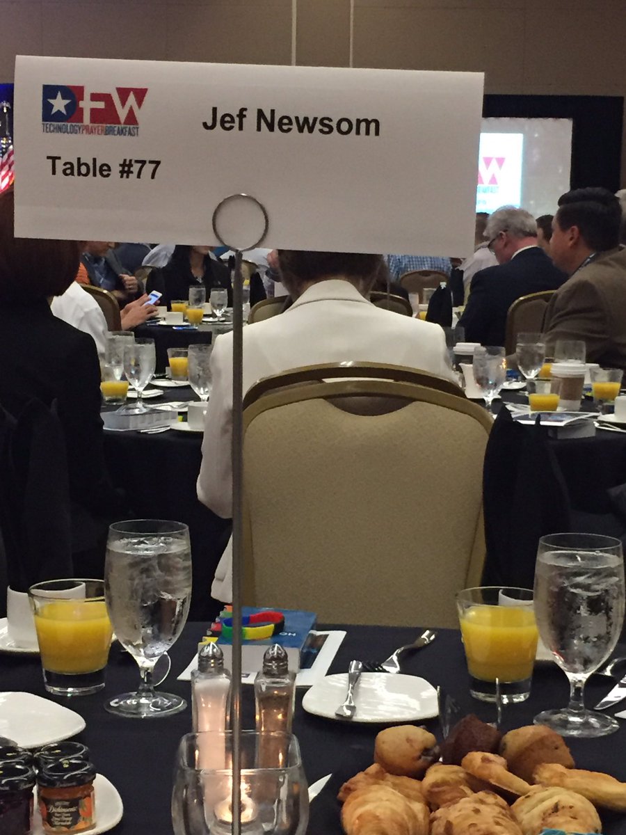 kdbakerux's tweet photo. Early morning at #2016DFWtechPB. Excited to get started. https://t.co/PuXfFii4La