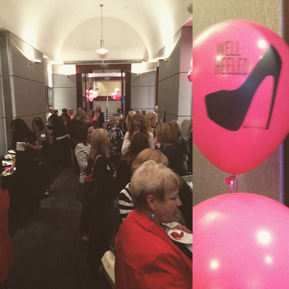 Lesleyscorgie's tweet photo. 100 powerful women learn the formula to investing. Thx #WINK #YYC #scrapthefees #overdiversification #WellHeeled @dundurnpress @BankersHall https://t.co/GAjH0zMjCc