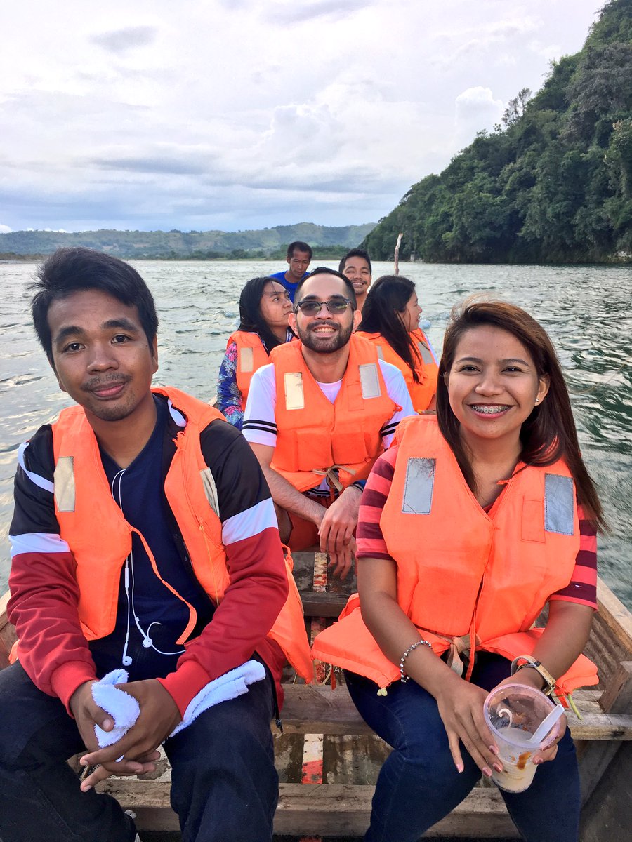 FATBOYmuSLIM's tweet photo. This afternoon's boat ride #CagayanRiver โต๏ธ https://t.co/UhDXOV1k4M