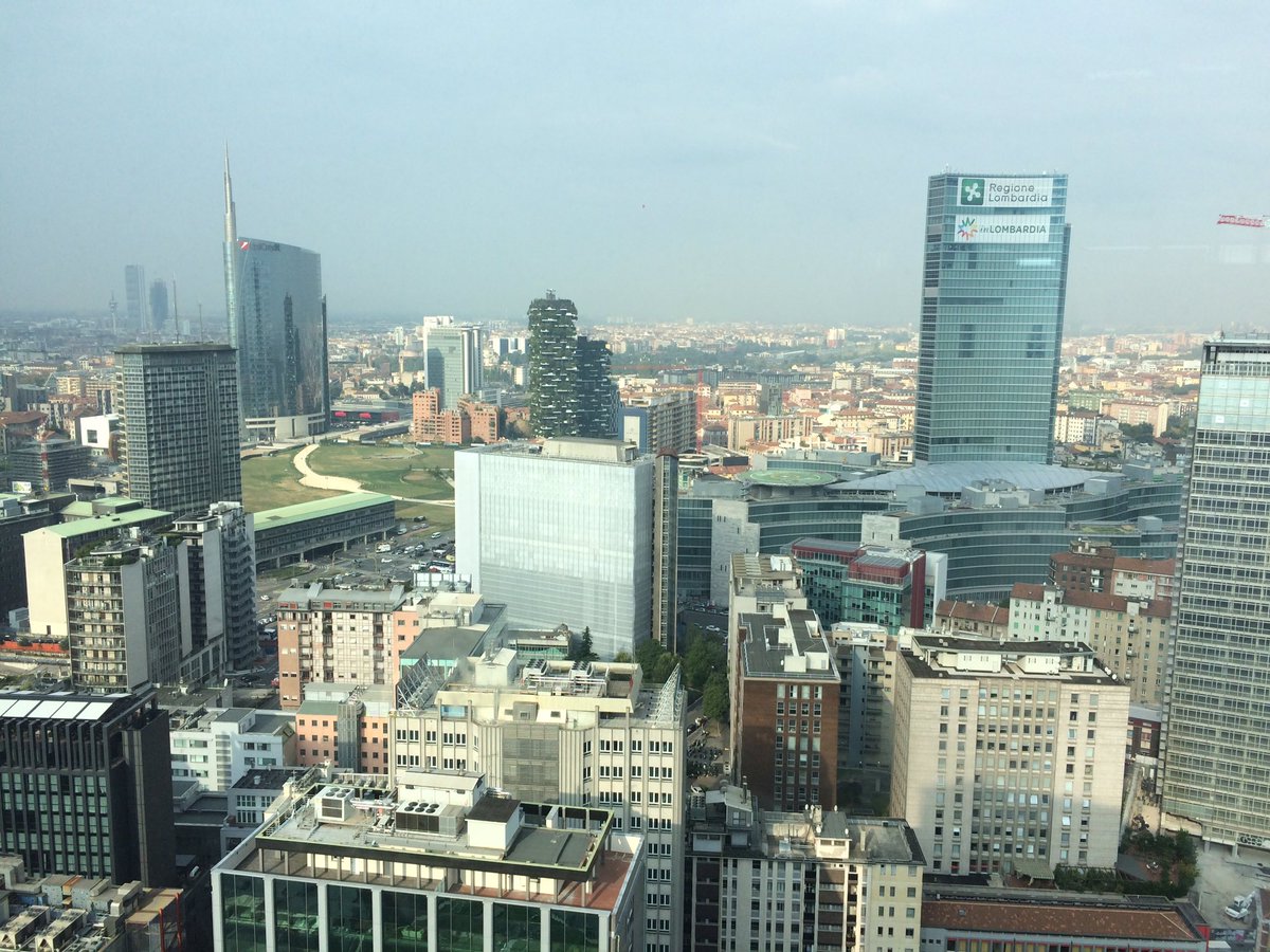 How is changed #milano. New skyline, new face. Absolutely beautiful from the top! #Italy #travel #luxurytravel #architecture