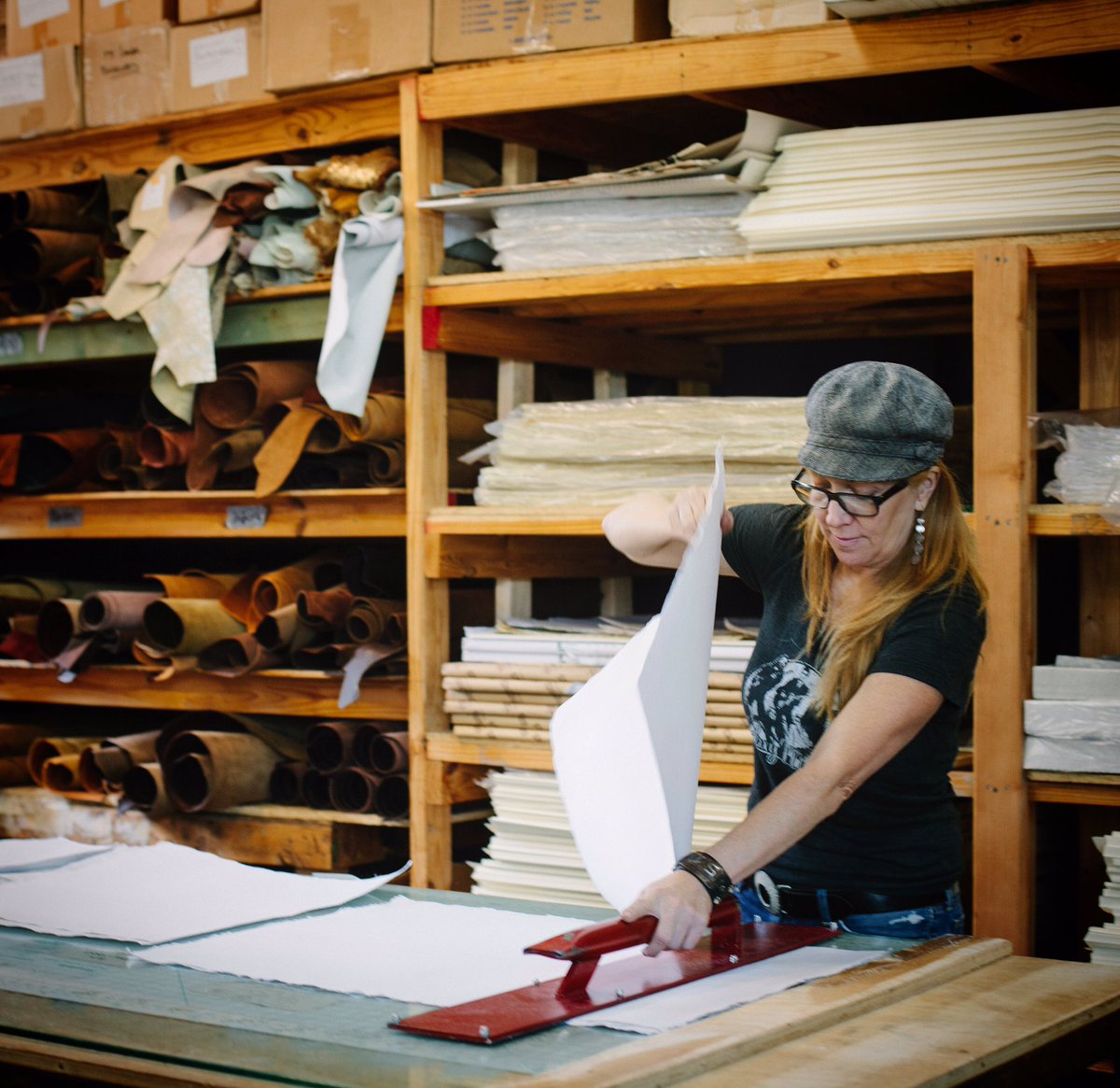 eastsideatxmag's tweet image. Sneak peek at one of our #EastAustin #makers highlighted in our upcoming #MakersIssue.
[ Mychal Mitchell from Iona Handcrafted Books ]