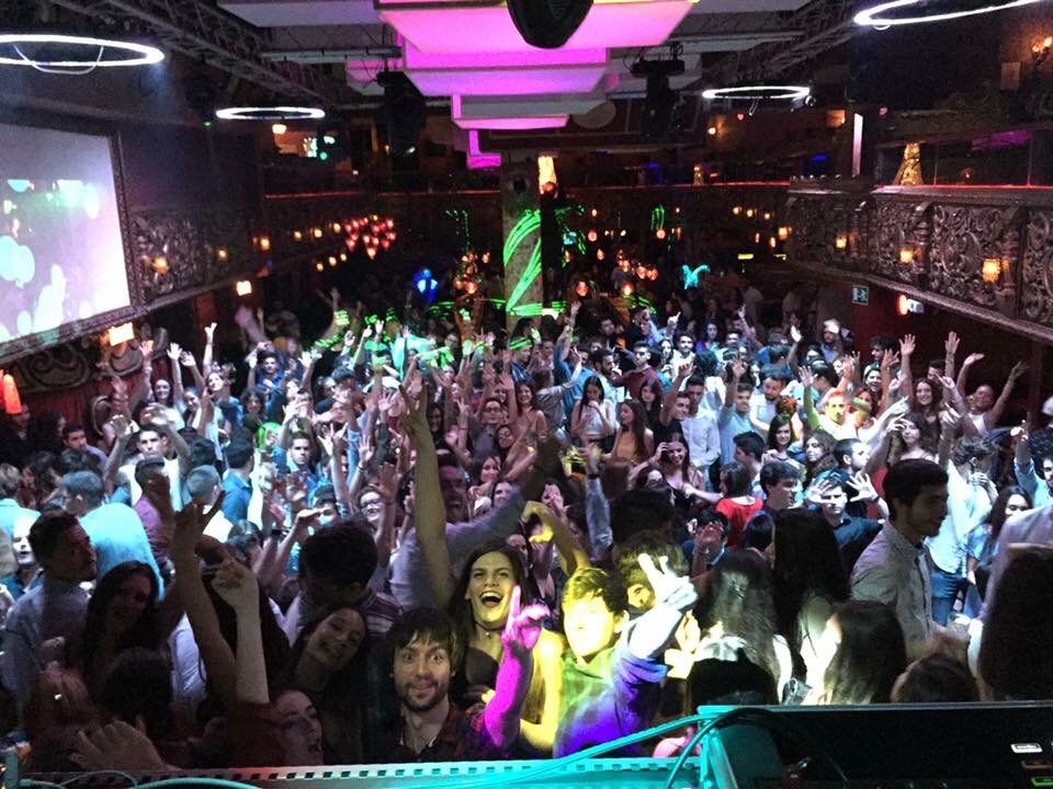 Vivir es mucho más que existir, mil gracias a todos los que anoche lo hicisteis junto a nosotros! 
#Jueveshermandad
#Celebralavida #Murcia