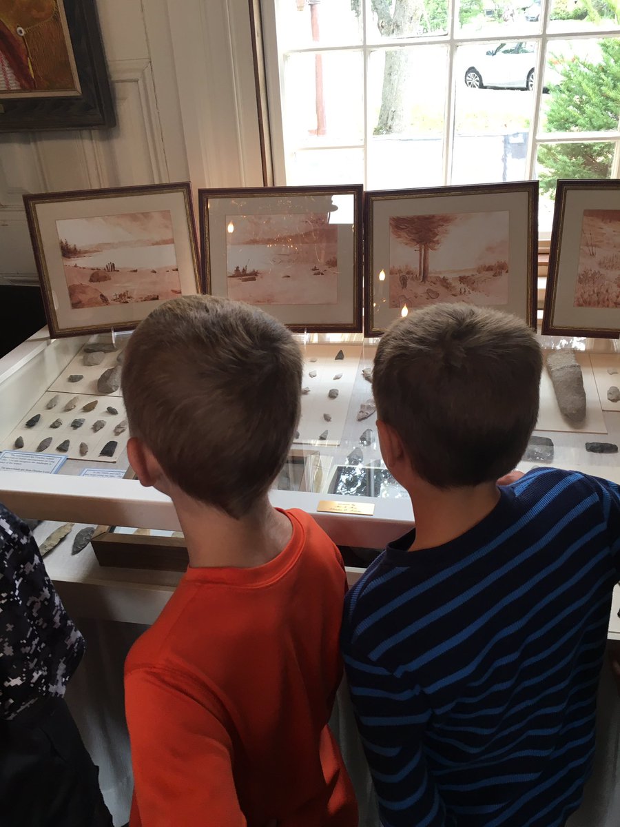 MissCunningham2's tweet photo. Third graders learn about the history of our town at the Littleton Historical Society! https://t.co/d1dHXTNZSD