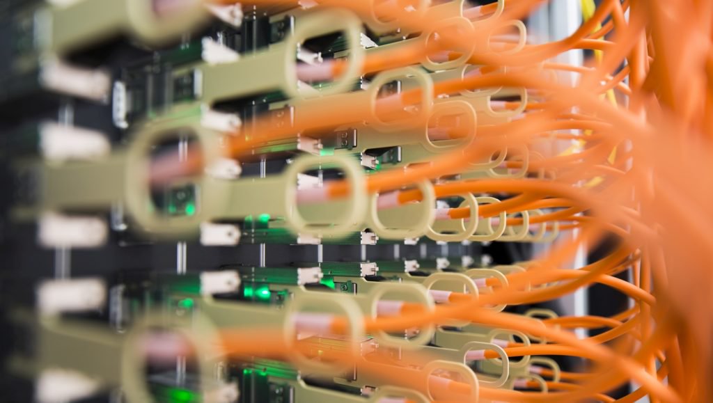 Numerama's tweet photo. Neutralité du net : un cadre « clairement favorable » aux internautes - https://t.co/WvRCo3fdkY https://t.co/4Pb7Cqnd4B