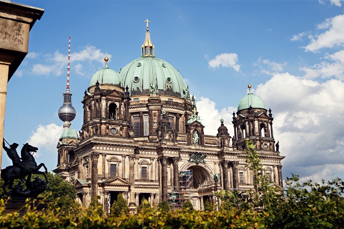 UrsteinUni's tweet photo. @EHEFIndia - happy to be with you, presenting our #studyabroad opportunities in #Berlin to esteemed Indian students! #engineeryourthinking https://t.co/UeuX0eWHuy