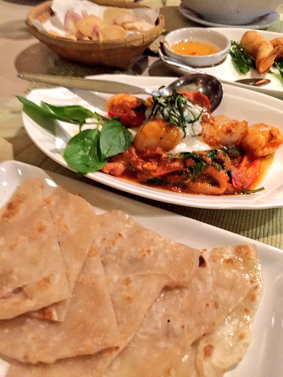 LeighTiffany's tweet photo. Ridiculously delicious. Fantastic last meal in Thailand 😍😍😍👏👌👏
#travel #food #gadv https://t.co/ef0b0sS17l