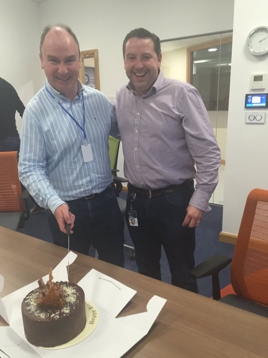 LouiseBuckleyI's tweet image. Happy birthday to our super PM @briandtwomey, cake by @TadhgConcannon #EOS2GETHER