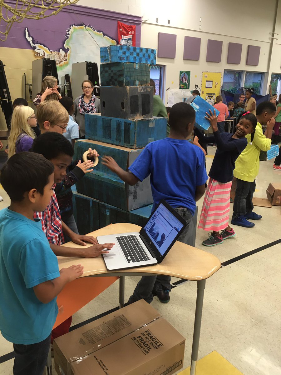 MrsCripeHME's tweet photo. Wow what an amazing job our fourth graders did completing the cardboard challenge!#HMStemTigers #ExploreHM https://t.co/nroBq6zoqm