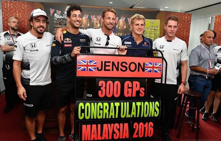 zitus156's tweet photo. @JensonButton 300 Gps
Muchas felicidades,
#Thedogandbutton #jb300 https://t.co/ZZoFQ45Fhj