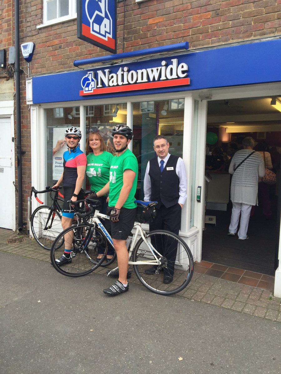 ThorneSally's tweet photo. @NBSSurreyShire @martinleamon #6downonlyaylesburytogo https://t.co/5rE15Z4a4n