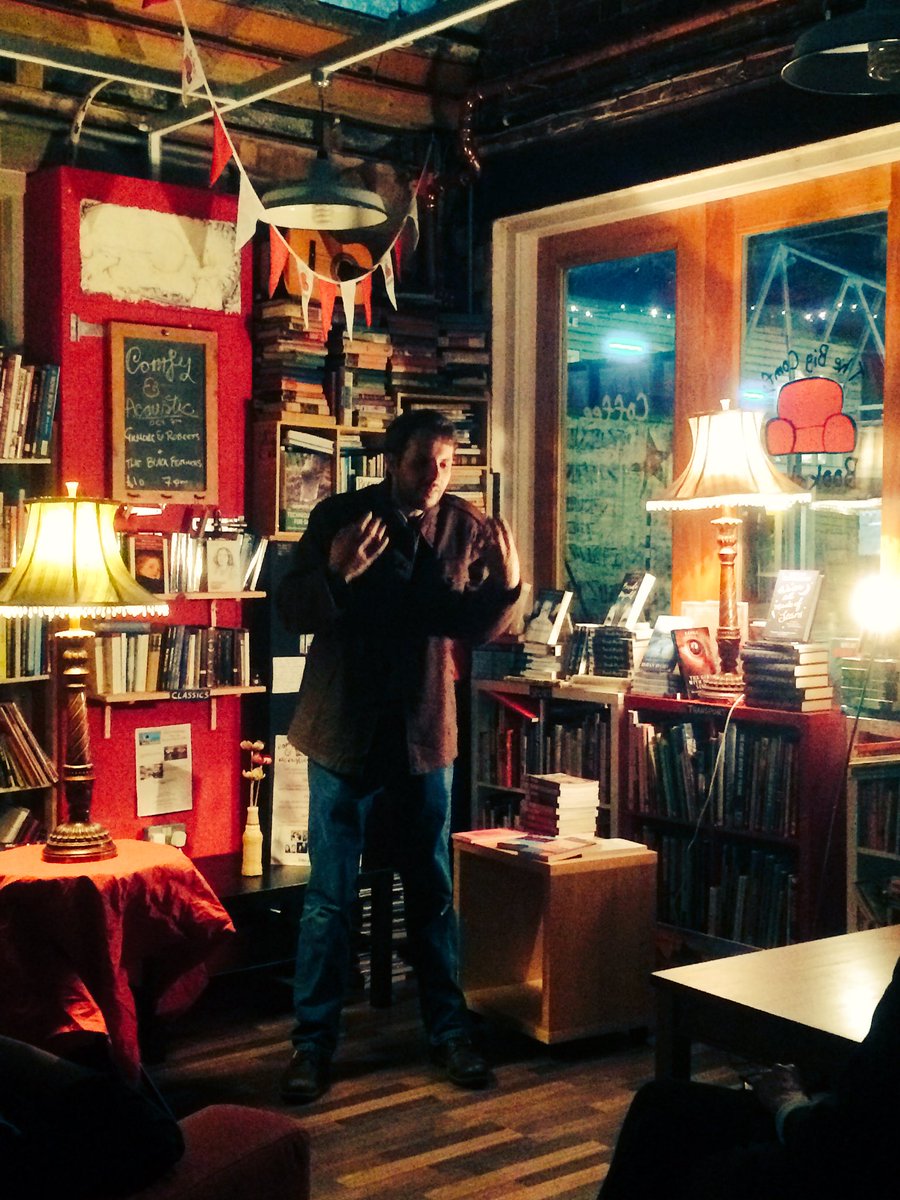 Big Comfy Bookshop tweet media