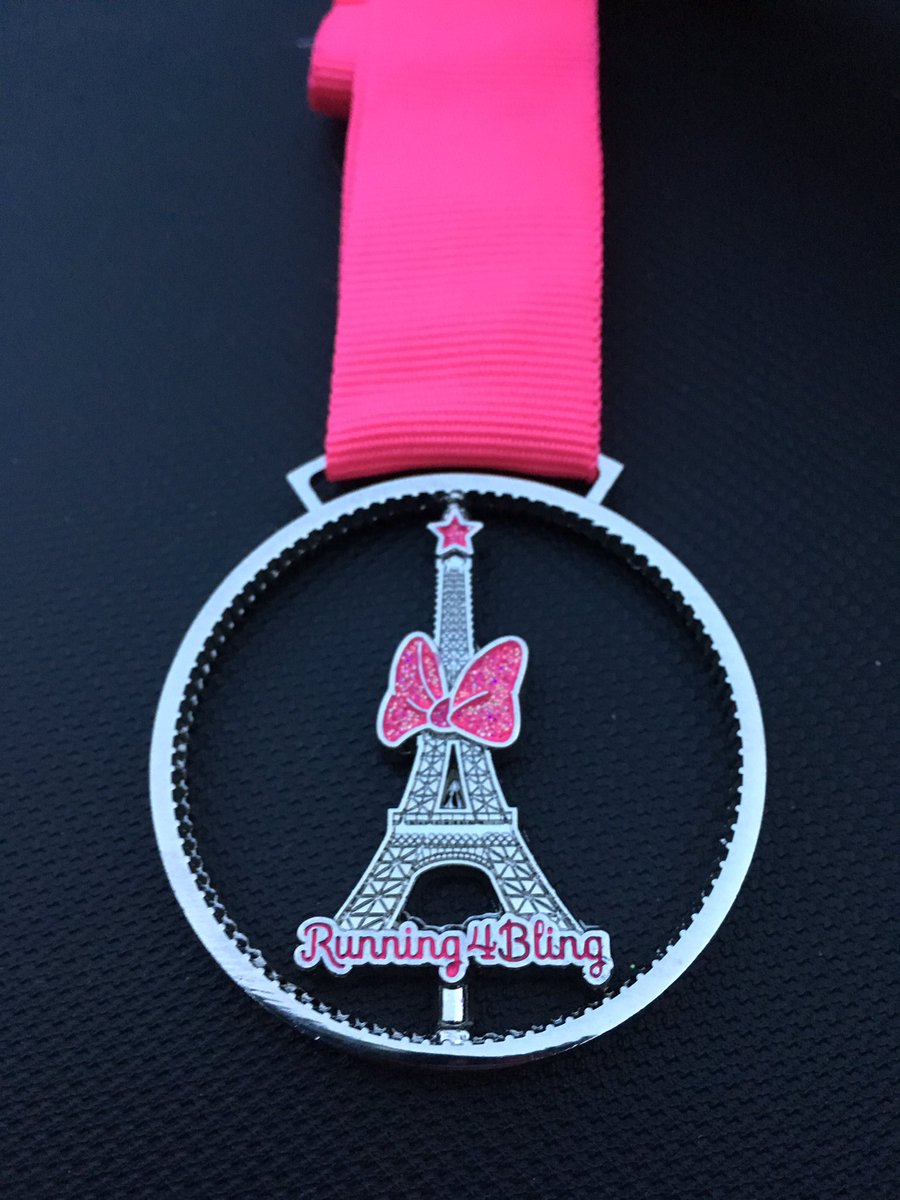 running4bling tweet media