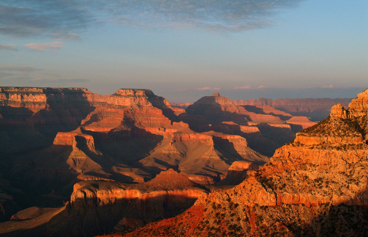 TheAutry's tweet photo. Celebrate #fall &amp; #AutryGala honoree @KenBurns w/scenes @GrandCanyonNPS from his @PBS @NatlParkService series. https://t.co/K3ha7xm7gM