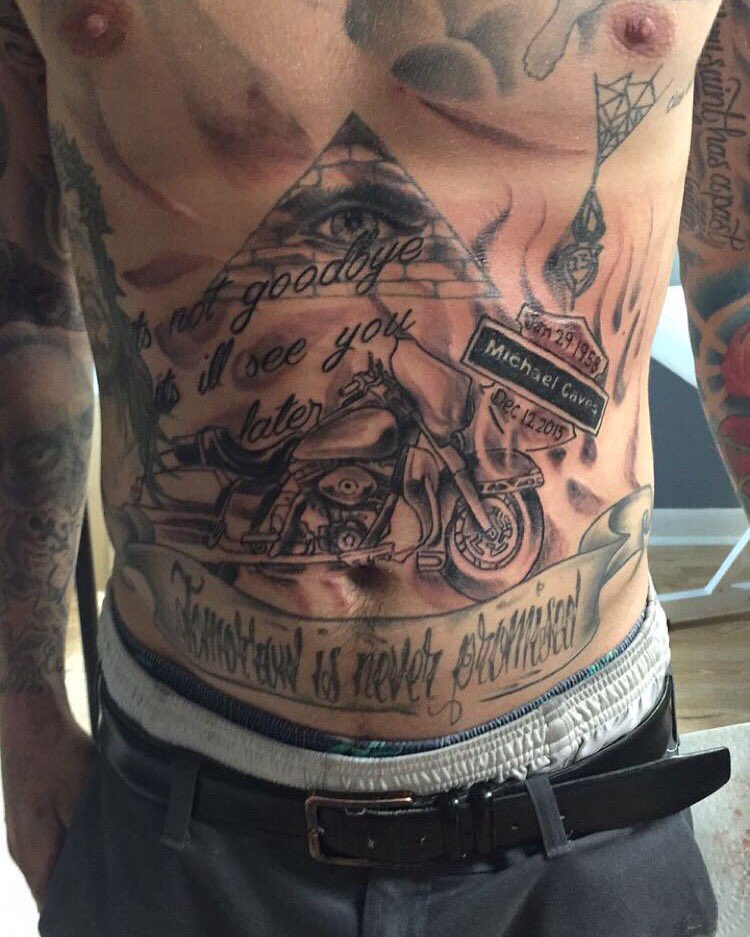 ryancaves94's tweet photo. This is for you daddy. Rest easy. Forever with me. I love you. https://t.co/lssyb6e2Od