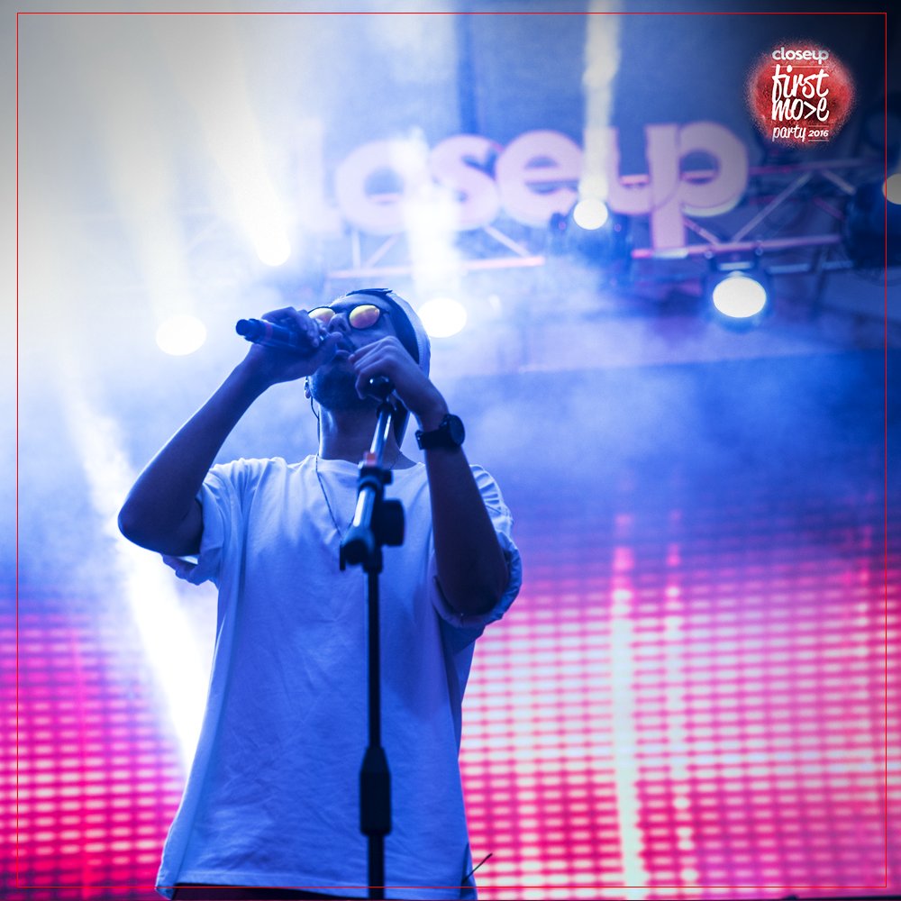 The decibels just went up! <a href="/ArmaanMalik22/">ARMAAN ✦</a> is set to perform LIVE next.
#CloseupFirstMoveParty