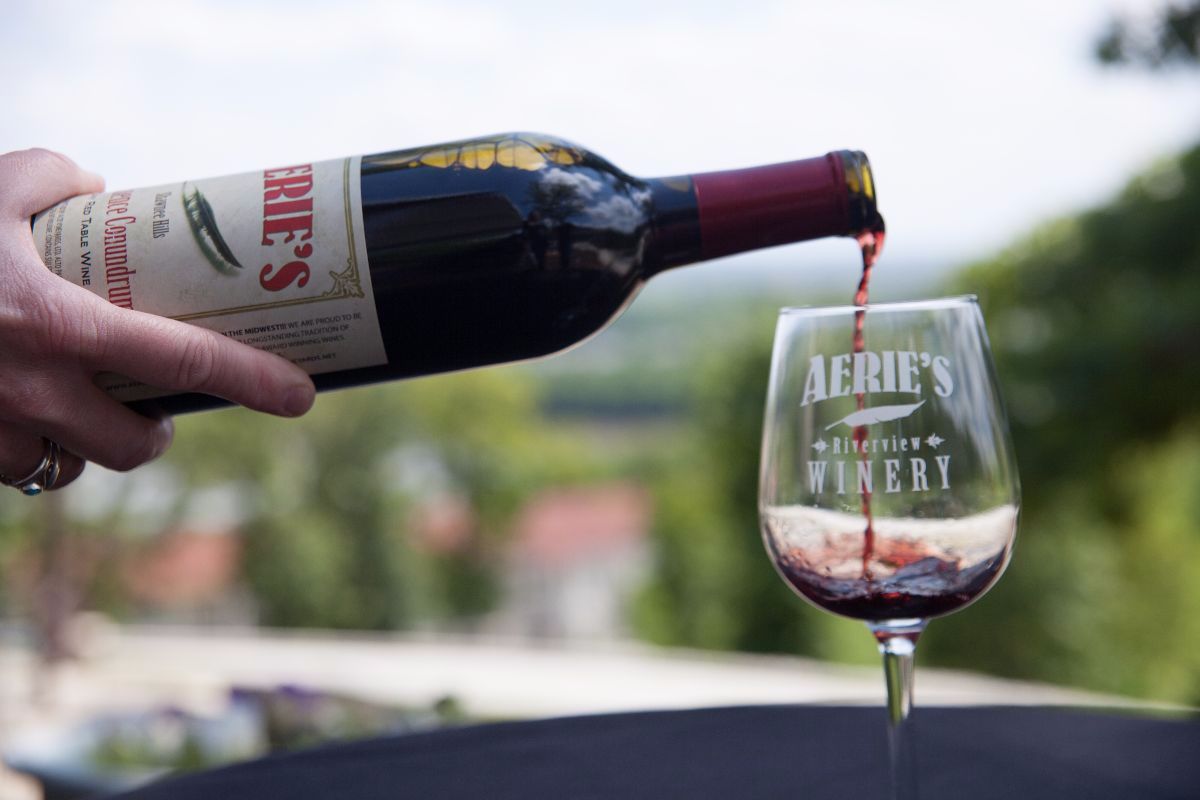 aerieswinery's tweet photo. It's Friday...you deserve it. https://t.co/NrDnzzwJjF