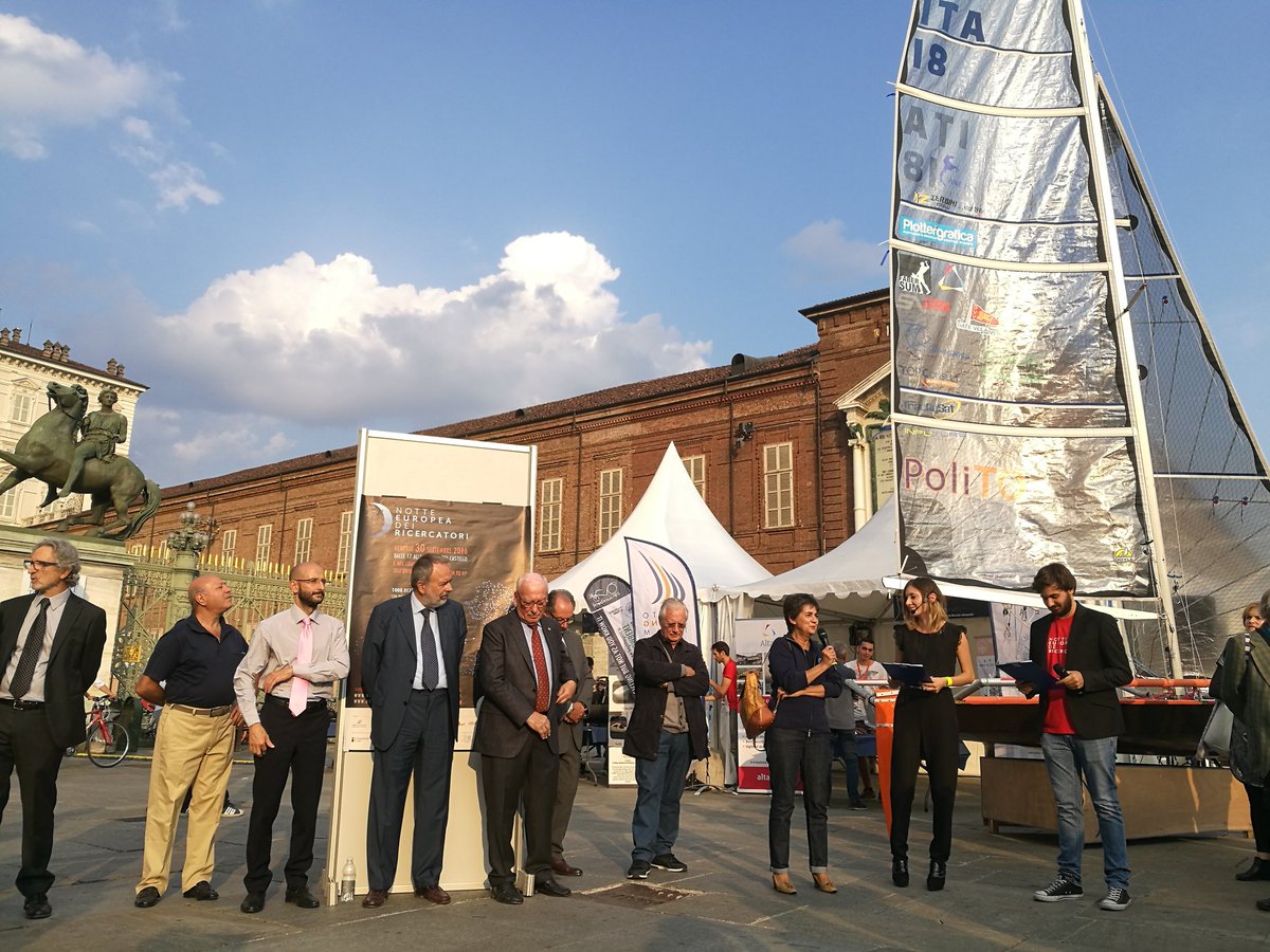 unito's tweet photo. Inizia la Notte dei Ricercatori 2016 a Torino #ndr2016 #nottedeiricercatori #ndrpiemonte #closer #ricerca https://t.co/6pFItj8vzv