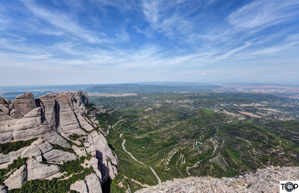 TCPetersonPhoto's tweet photo. Happy Friday from #Montserrat, #Spain!
#Seattle #RealEstate #Photography #SantJeroni #summit #hiking #Catalonia #NationalParks #findyourpark https://t.co/EkhAE6BoQ7