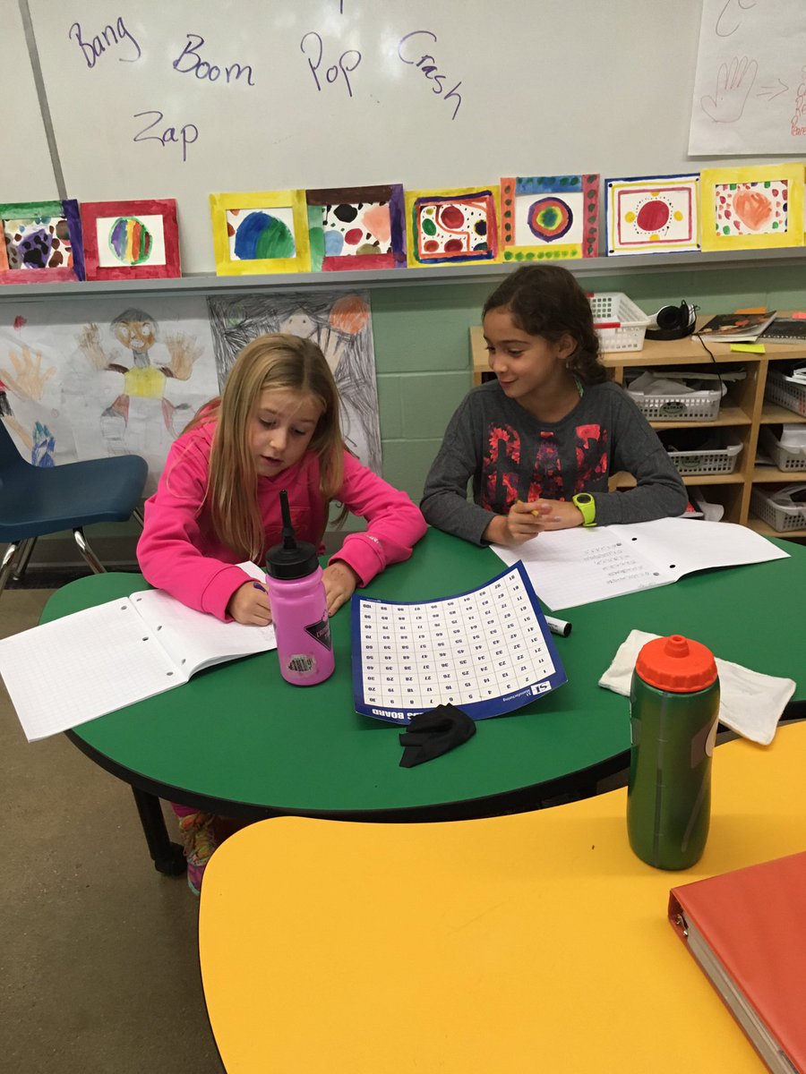 juliasilcox's tweet image. How many different #patterns can you find in a #100chart #math @LittleFallsPS