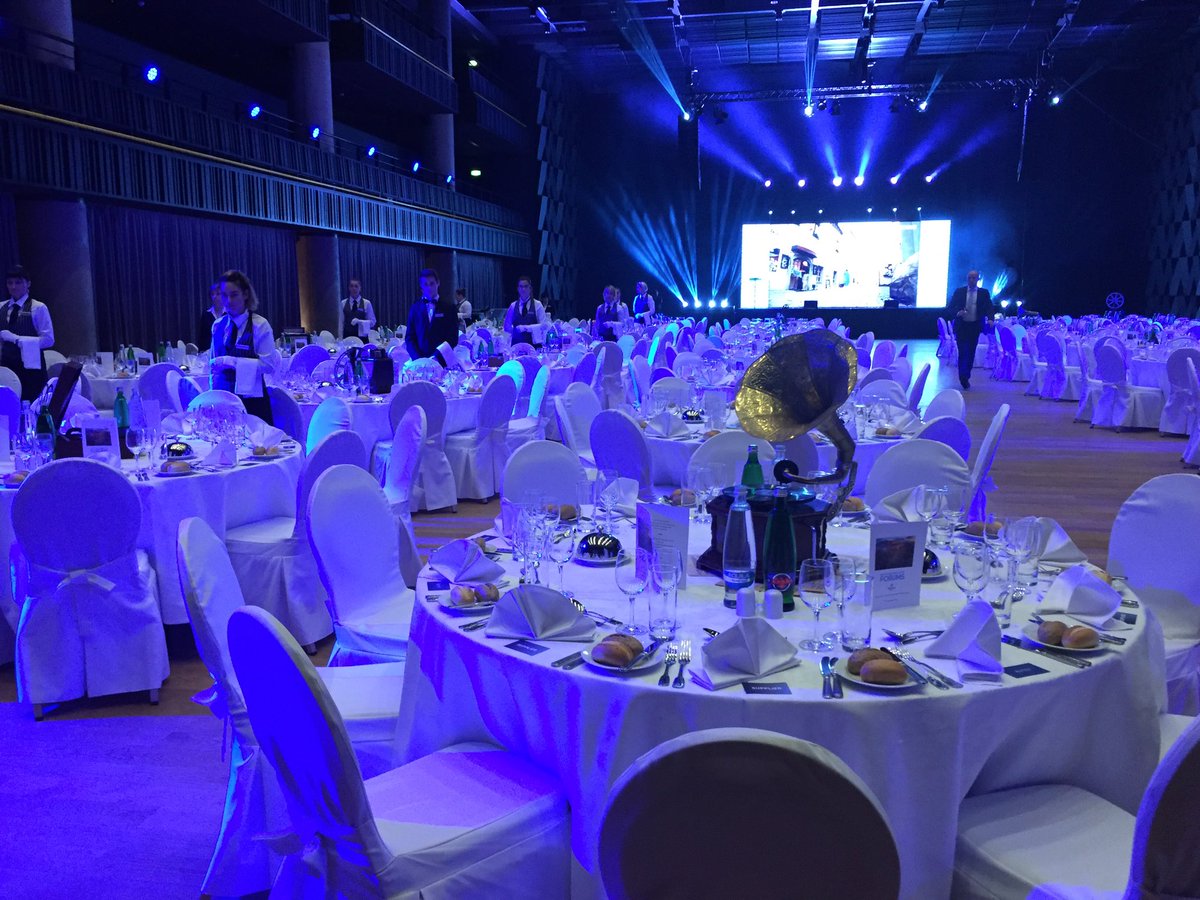 ParkerLeeEvents's tweet photo. Gala dinner #Mice #MeetInPrague @HiltonPrague @mi_forums https://t.co/tZp2IxO36g