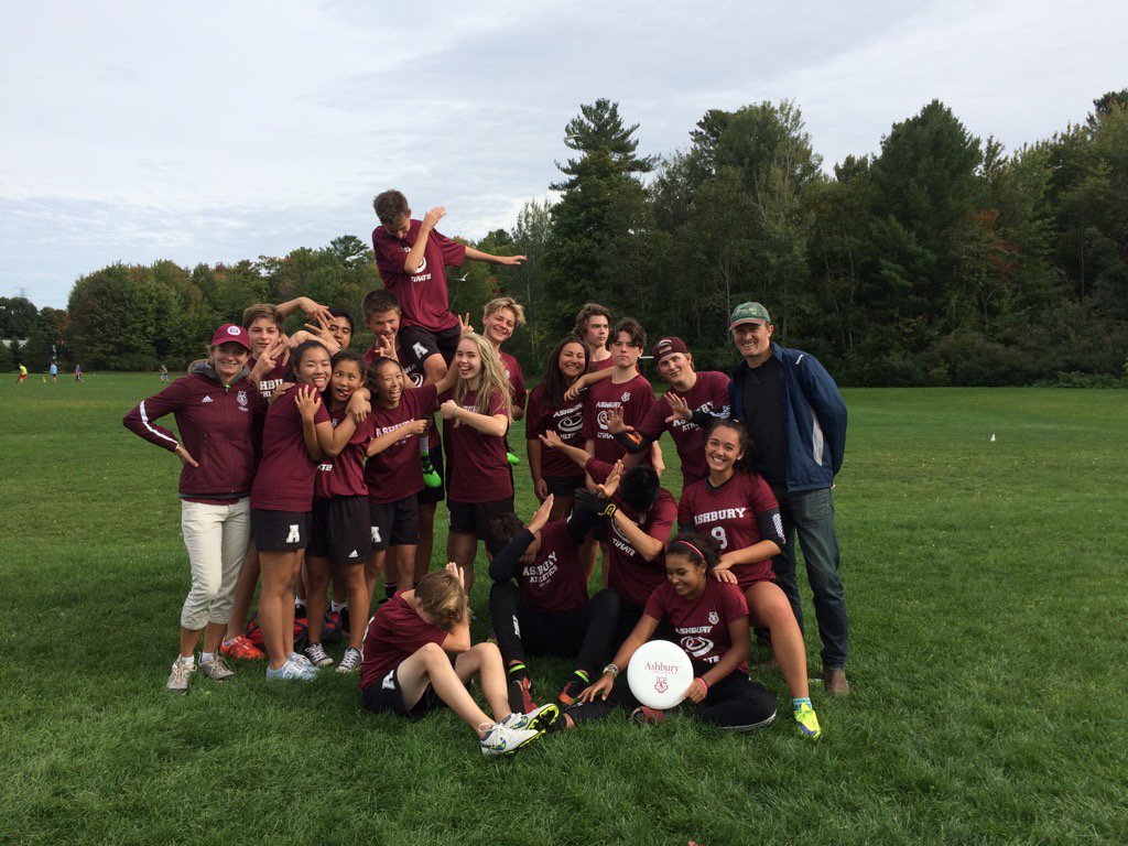 esosnowska's tweet photo. Ashbury Ultimate is back with many new faces, starting strong at  @ocua tournament. @AshburyAthletes https://t.co/msrxhi9ndK
