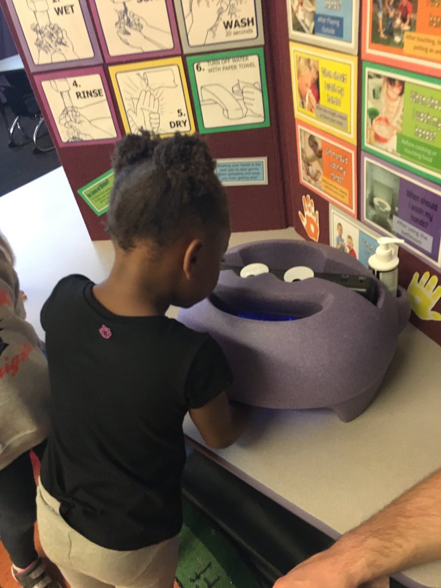 OtsegoPreK's tweet photo. Thank you Wood Co. Health Dept. for teaching us how to keep our hands clean! #OtsegoKnights #preschool #mssara https://t.co/gAojb3yJEP