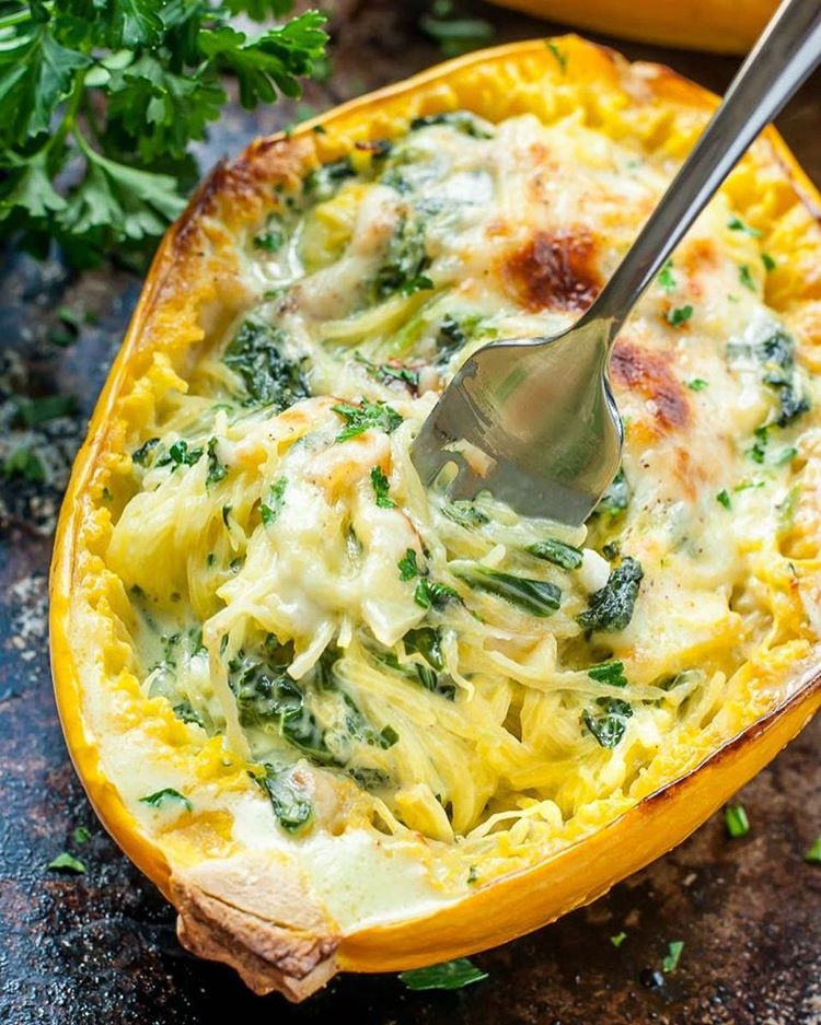 #Dinner plans? Try Spinach Stuffed #SpaghettiSquash with Parmesan Cream Sauce 👉🏼 thefeedfeed.com/spaghetti-squa… #glutenfree