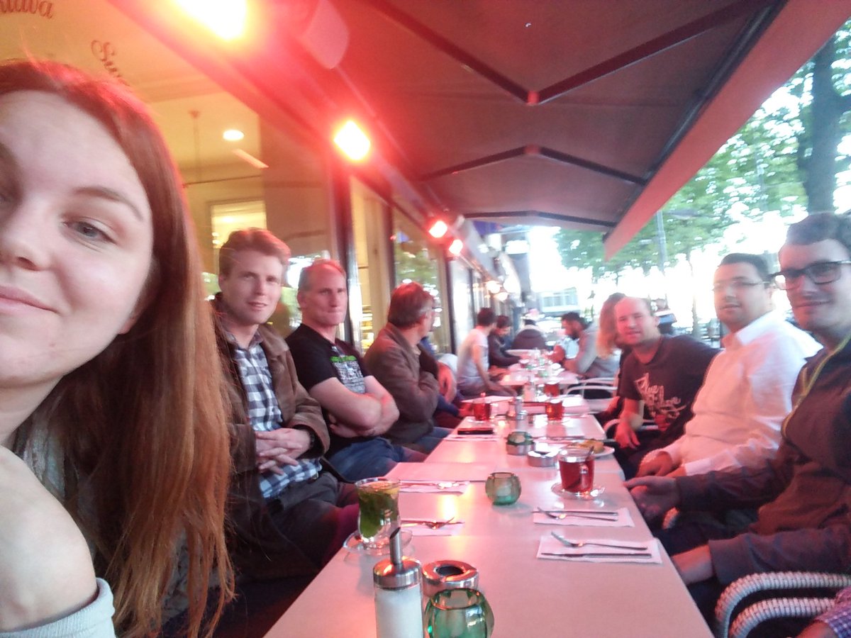 Melaniesmits's tweet photo. @SVBBGT #SVB-BGT uitje in Amsterdam! We vieren dat Amsterdam nu een week in de LV zit. Met #Baklava bij #Serifoglu! https://t.co/tKR3HnqJij