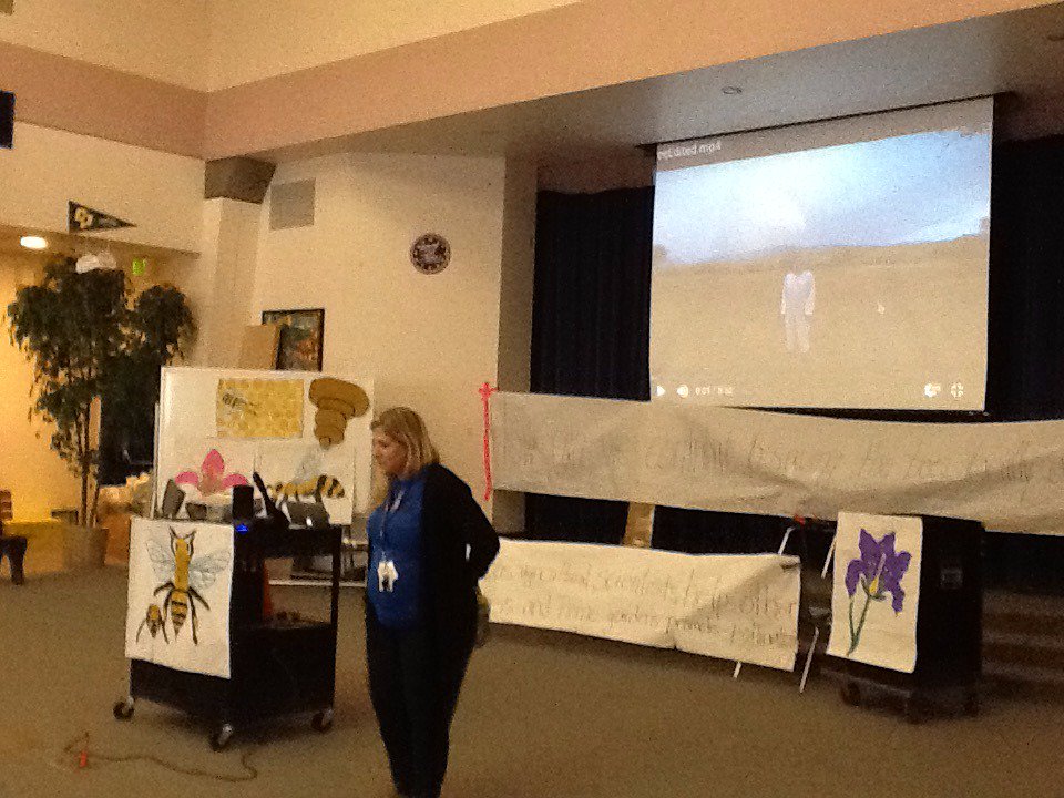 LorTeacher's tweet photo. A successful and exciting launch to our 2nd grade Bee PBL. @Ms_Connolley @Matsisheteach @dugankathleen1 #dvlions https://t.co/cB9UtoyPwq