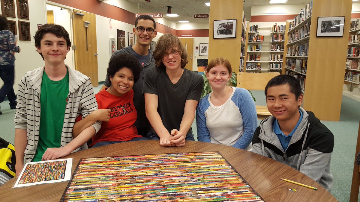GHS_MediaCenter's tweet image. They finished the puzzle!! That was a tough one. #puzzlemasters