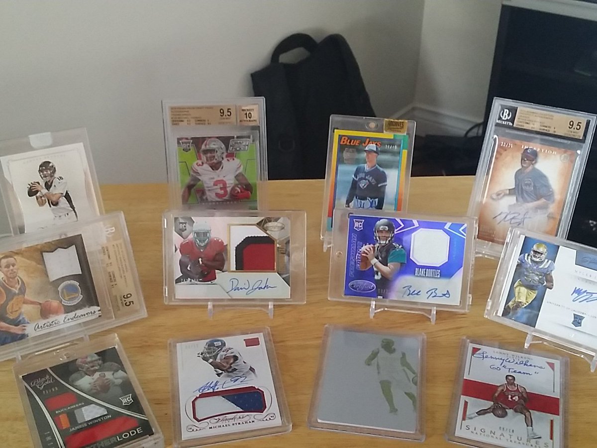 thrill27's tweet photo. Always nice coming Home to #SickCardboard just a few of my faves... @TopShelfBreaks and @moneylonecards never dissapoint #Blessed #TSB4Life https://t.co/oa4LGsYysu