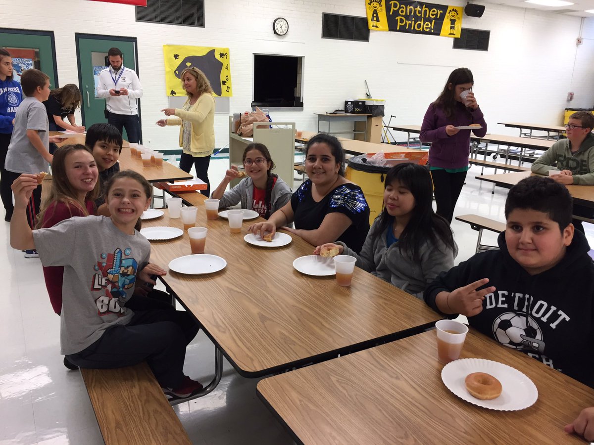 <a href="/PagePanthers/">John Page Middle School | The Lamphere Schools</a> enjoy cider and donuts for the summer math and reading celebration! #wearelamphere